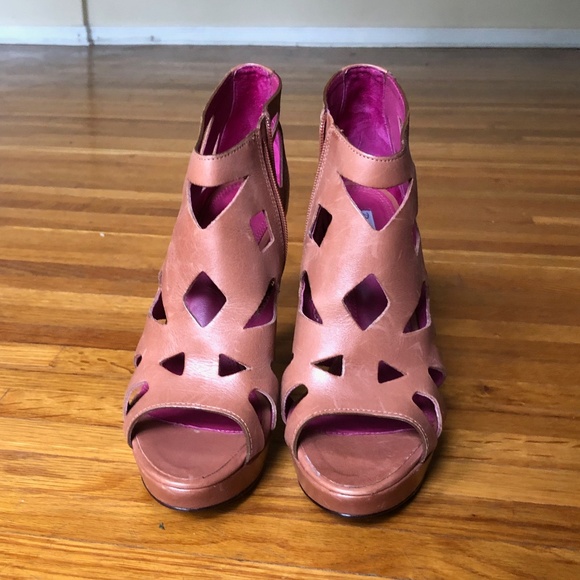 Nude Tan Cut Out Open Toe Heels Stiletto Sandal 6 - Picture 1 of 4
